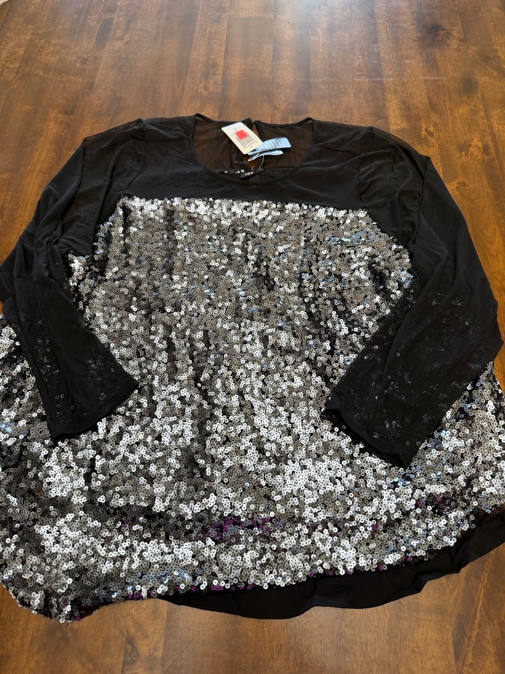 Women’s Torrid 4XL Black Long-Sleeve Sequin Blouse Sheer NWT Holiday Festive